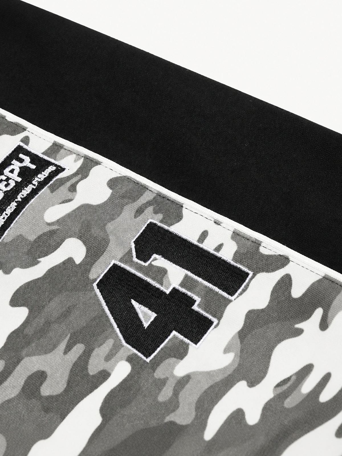 OYL-Lab Camo Contrast Panel Baggy Pants