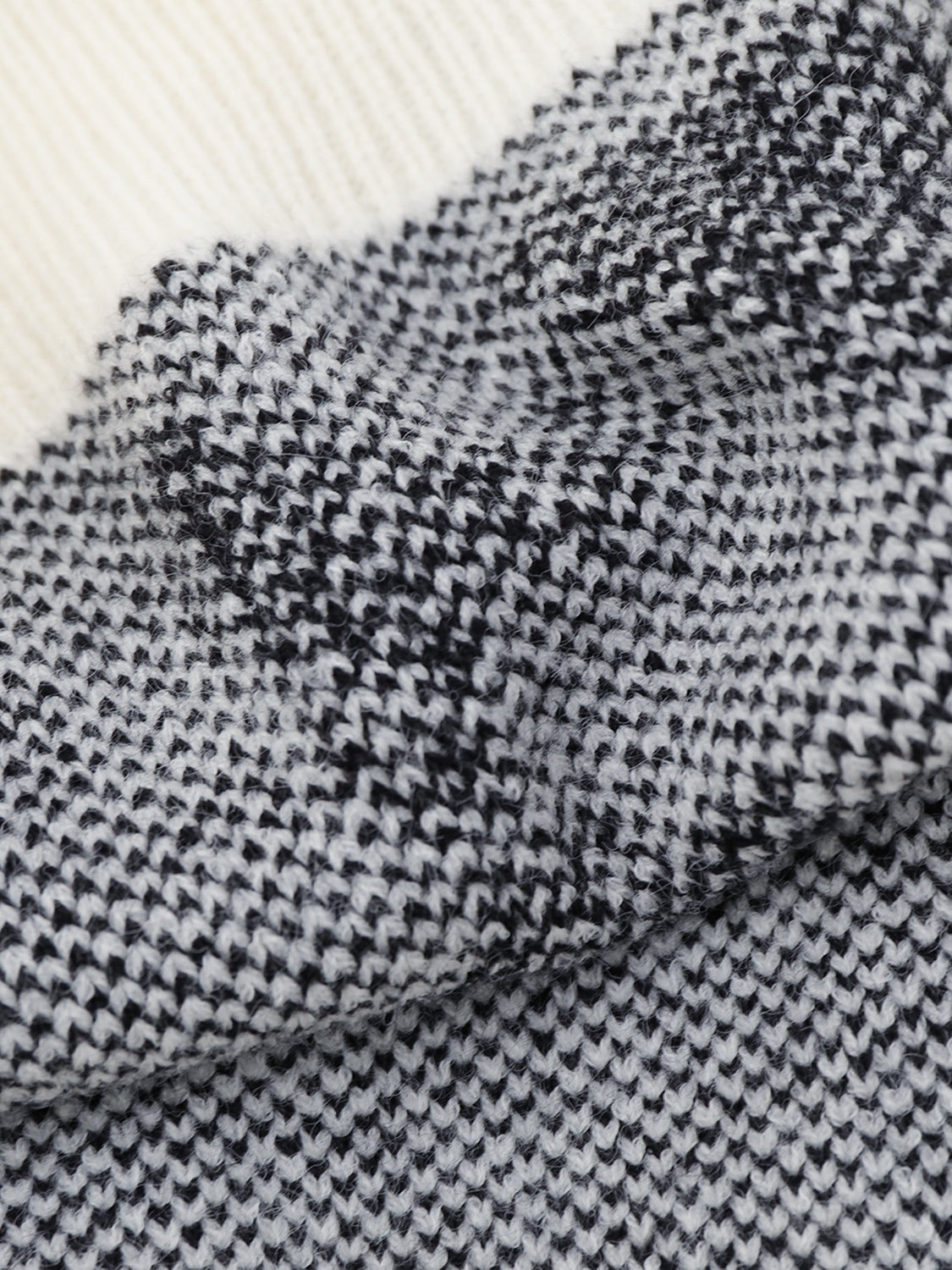 OYL-Lab Cross Figure Jacquard Crewneck Sweater